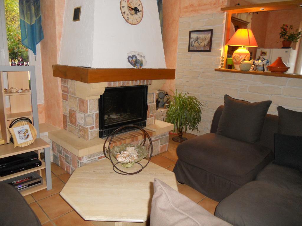 Les Hirondelles Chambres D'Hotes Serres  Buitenkant foto