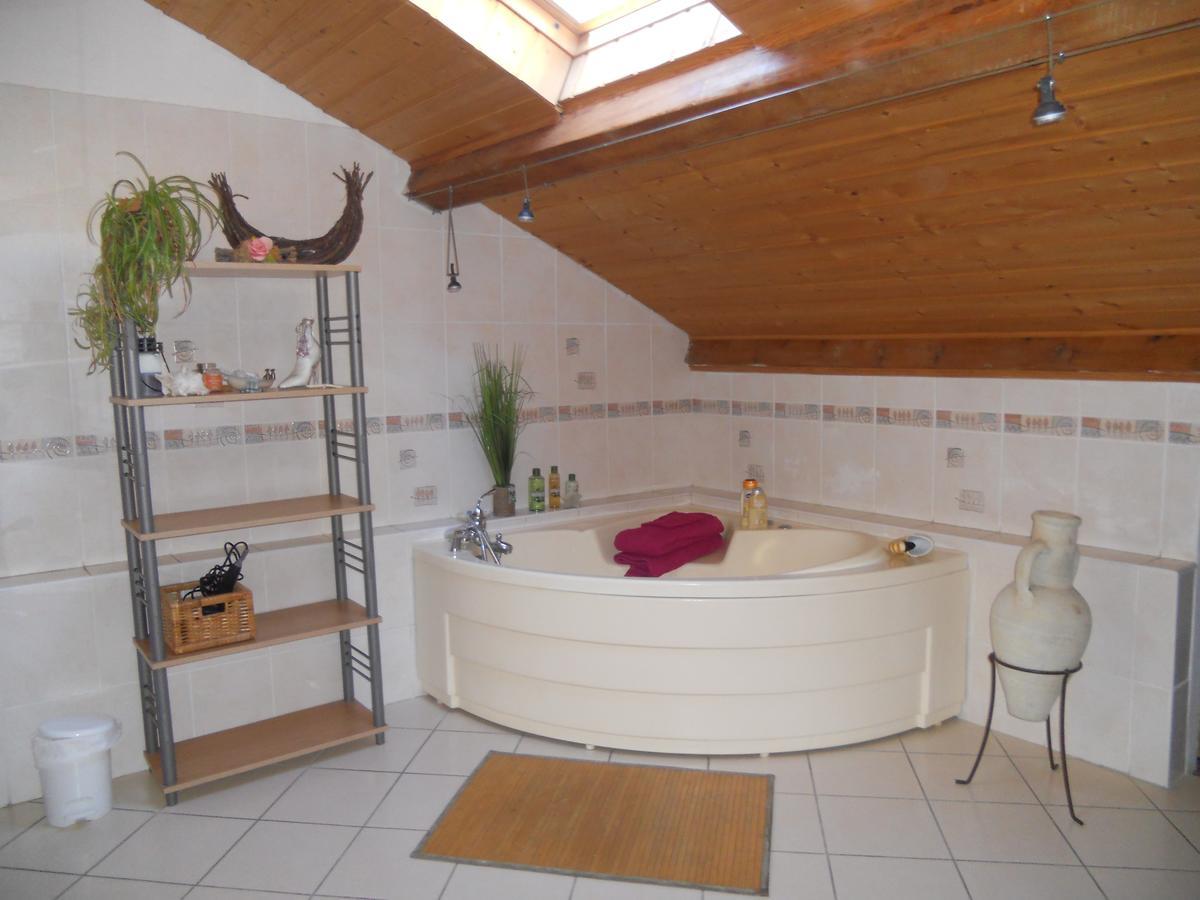 Les Hirondelles Chambres D'Hotes Serres  Buitenkant foto